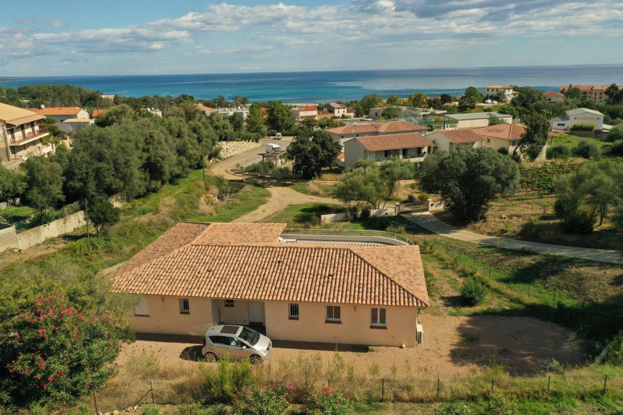 Villa Climatisee Avec Piscine Sari-Solenzara Zewnętrze zdjęcie